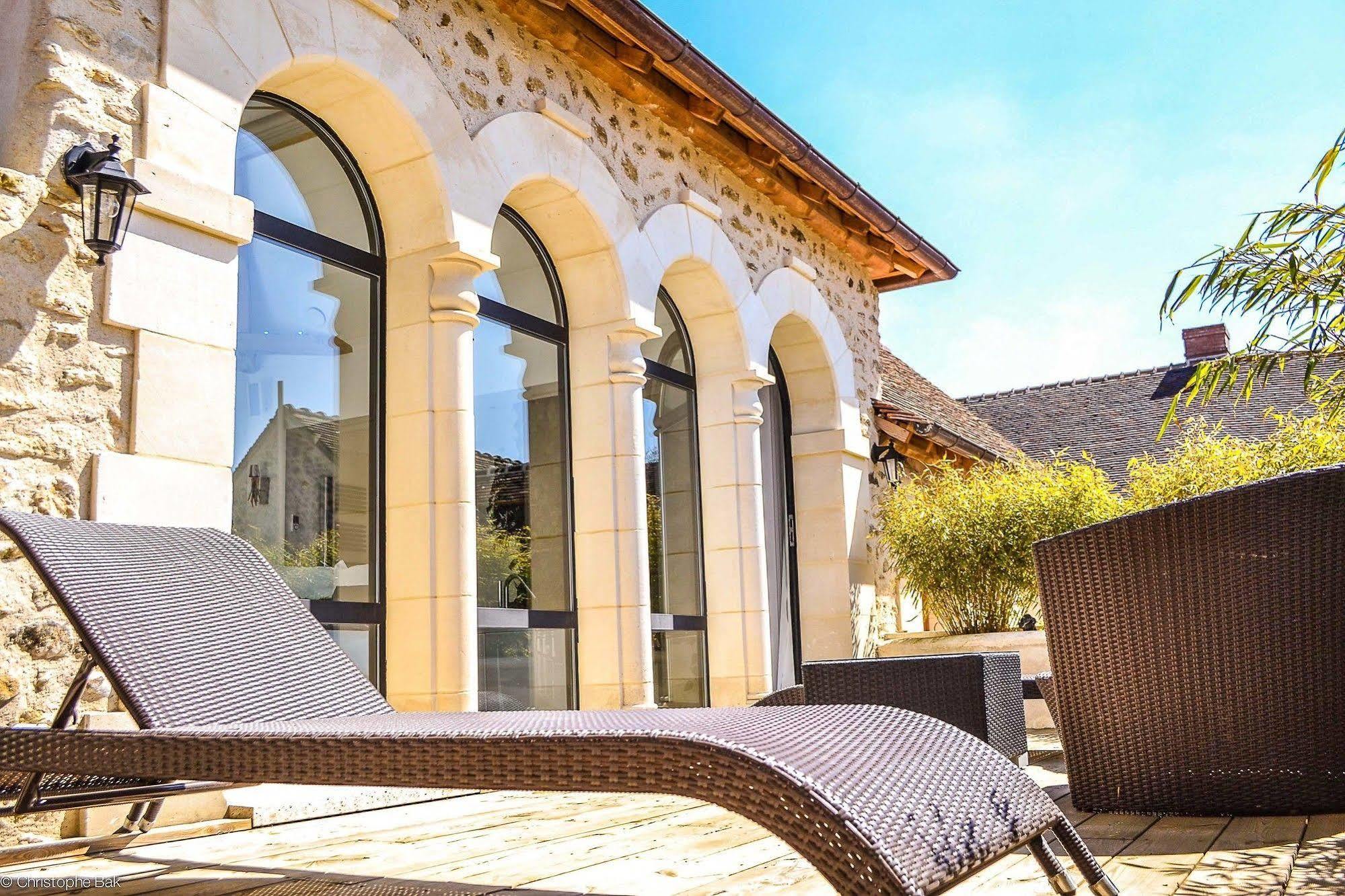 Le Clos Des Vignes Neuville-Bosc Exterior foto